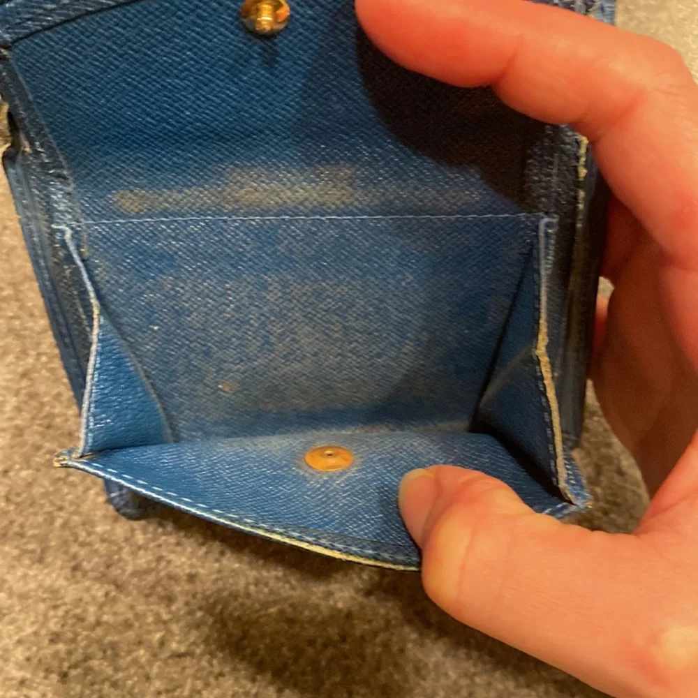 😍😍Authentic vintage Louis Vuitton bifold wallet